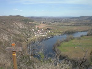 Caïx vue sur la vallée du Lot