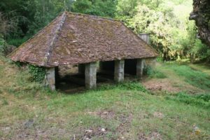 Calvignac Lavoir