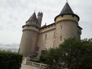 Mercues Lot le Chateau de Mercues