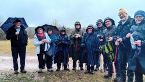 Les montapattes sous la pluie à Caniac du Causse
