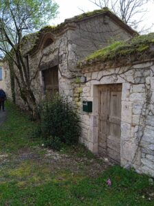 Maison de pierre du Quercy blanc